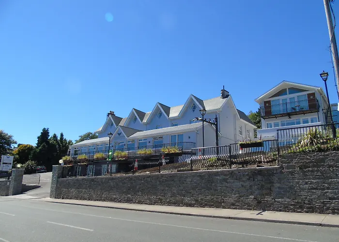 Bella Vista Hotel & Self Catering Suites