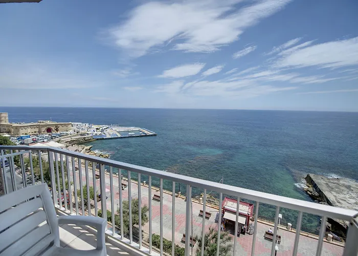 Sliema Chalet Hotel