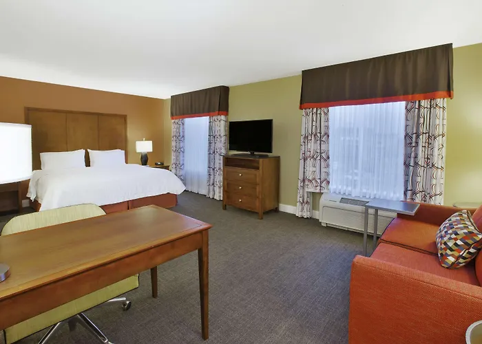 Hampton Inn & Suites Wichita-Northeast