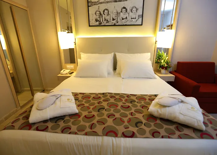 Astral Maris Hotel