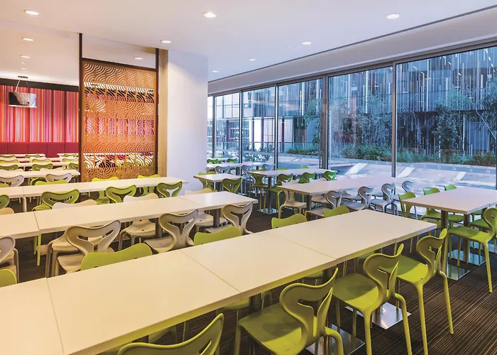 Travelodge Hotel Melbourne Docklands