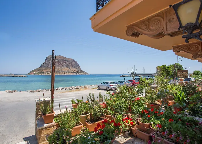 Petrino Guesthouse Monemvasia