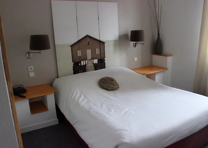 A La Maison Rouge Hotel & Restaurant