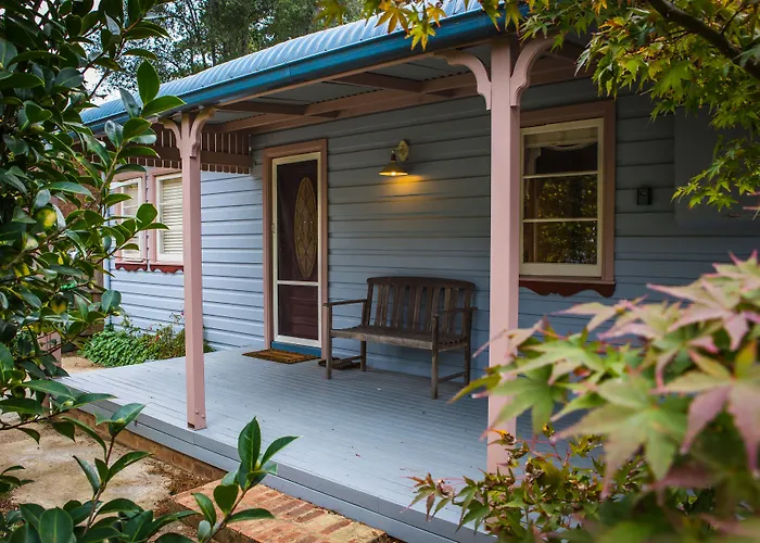 Whispering Pines Chalet & Cottages