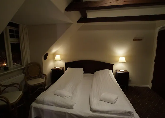 Foldens Hotel