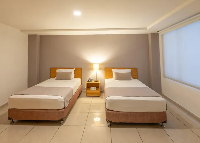 Basic Hotel Centenario By Hoteles Ms