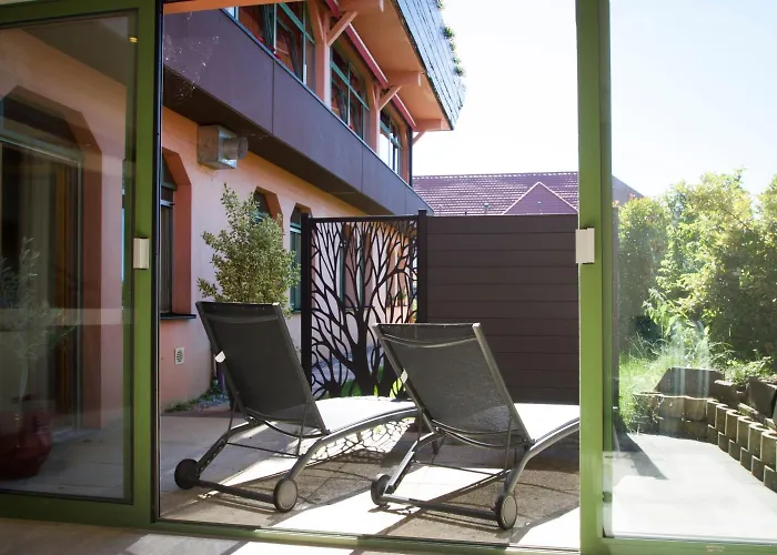 Logis Hotel Le Menestrel - Chambres Climatisees