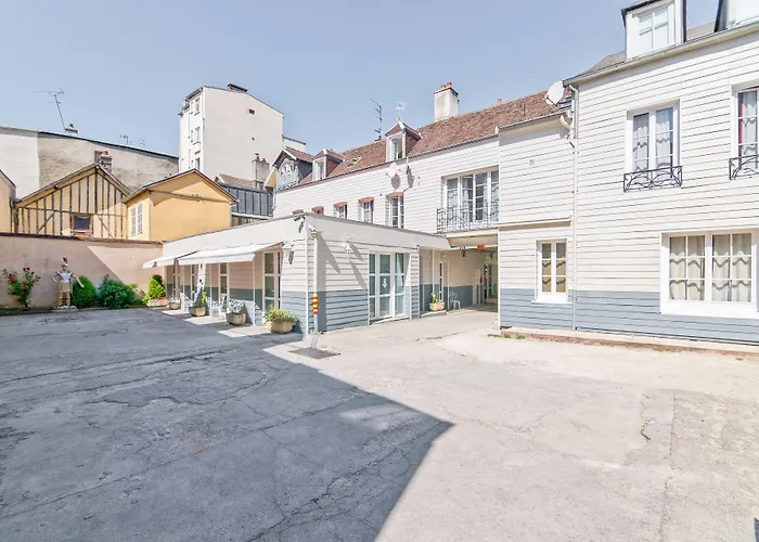 Brit Hotel Comtes De Champagne - Troyes Centre Historique