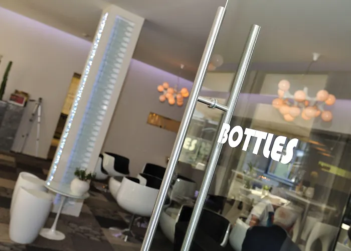Hotel & Appartementen Royal