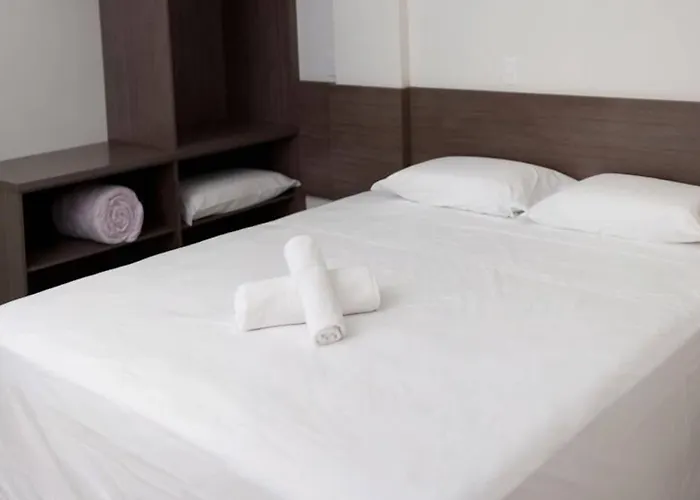 Hotel Dois H