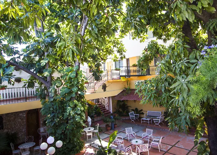Ideal Villa Hotel