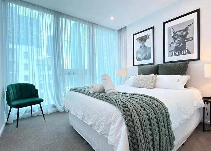 Stylish Southbank Apartment Plus Free Parking For 2 Cars