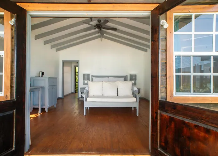Conch Beach Cabins