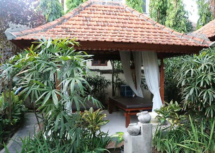Kusnadi Hotel