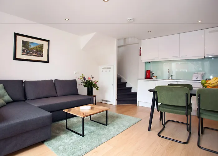 Stayci Serviced Apartments Central Station