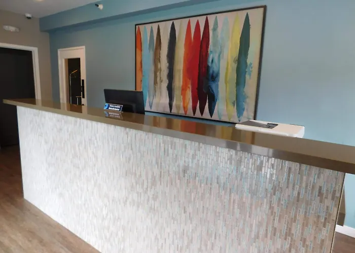 Wave Street Inn
