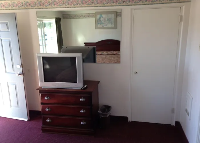 Villa West Motel