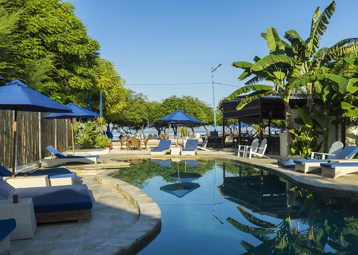 Gili Teak Beach Front Resort