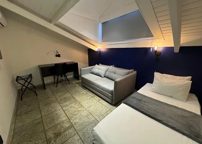 Conde de Linhares Flats