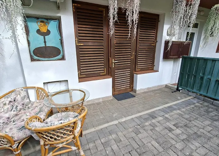 Egri Apartman Zamardi