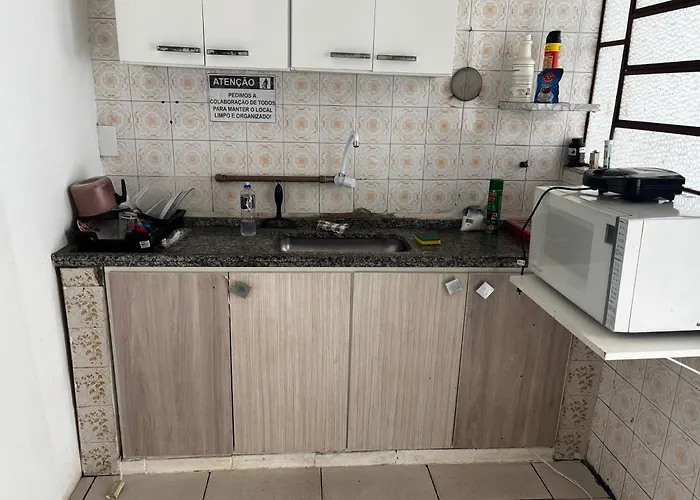 Quarto janelinha barão geraldo