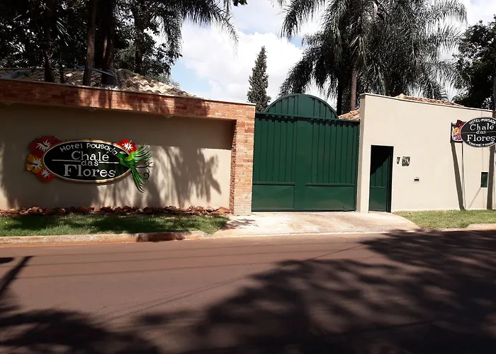 Hotel Pousada Chalé das Flores