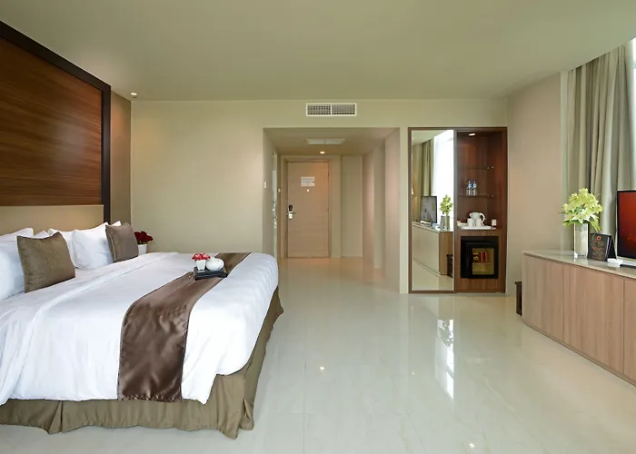Aria Centra Surabaya