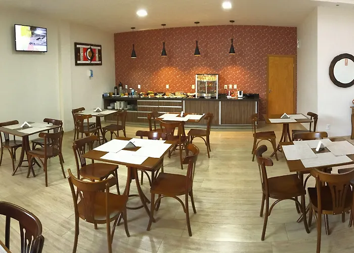 Mac Hotel