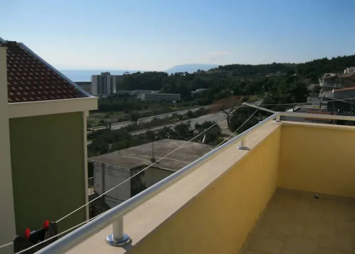 Apartments Zelic Tucepi