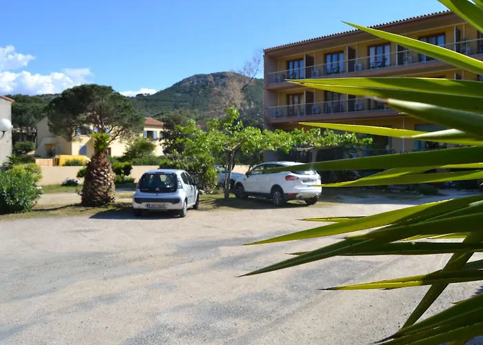 Hotel Cyrnea