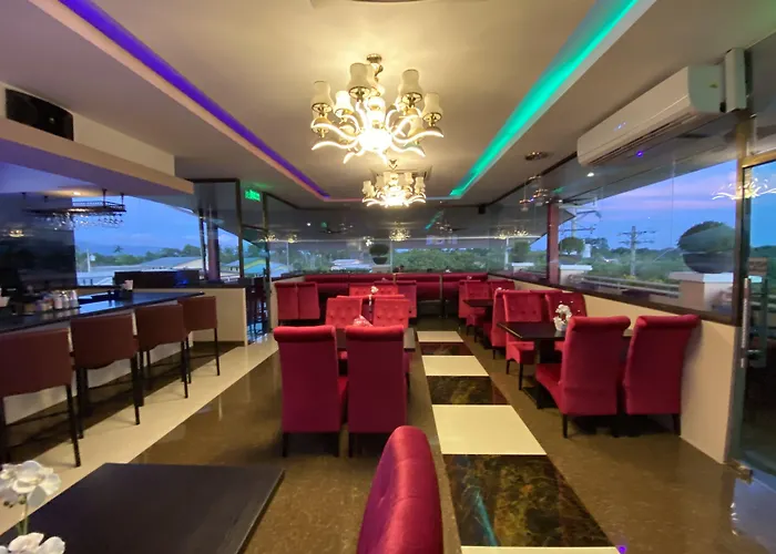 Grand Diamond Hotel Trinidad