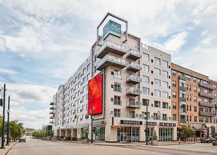 Ac Hotel By Marriott Cincinnati At The Banks