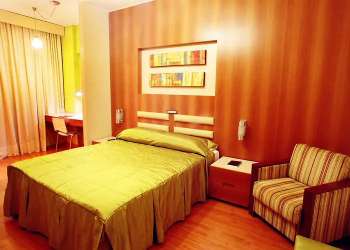 Líber Hotel Nova Serrana - Conforto na Rota da BR-262