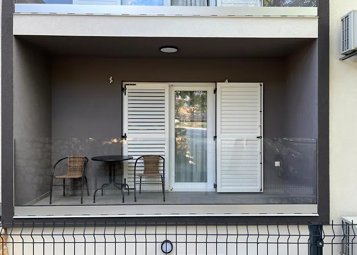 Apartmani Avis