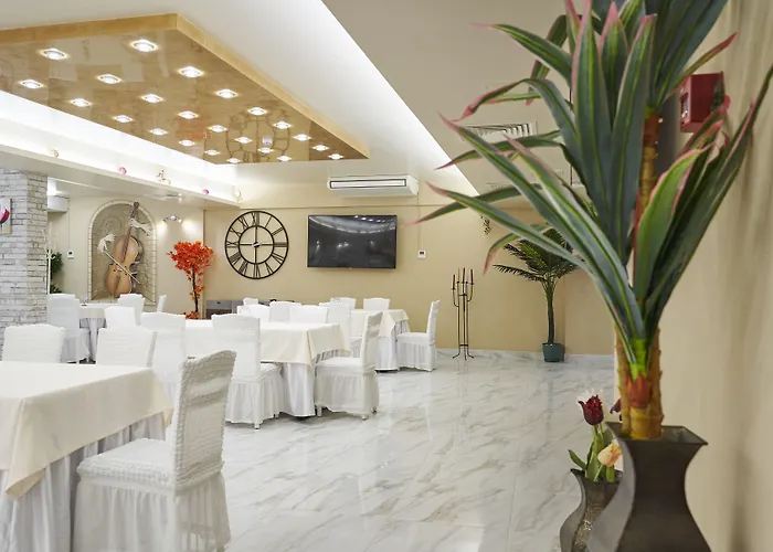 Plaza Hotel Plovdiv - Free Parking