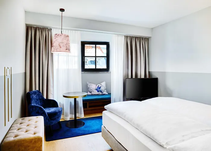 Stage 12 Hotel By Penz