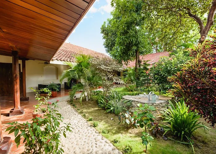 Hotel Flor De Sarta