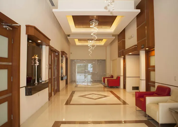 Hotel Paradise Inn