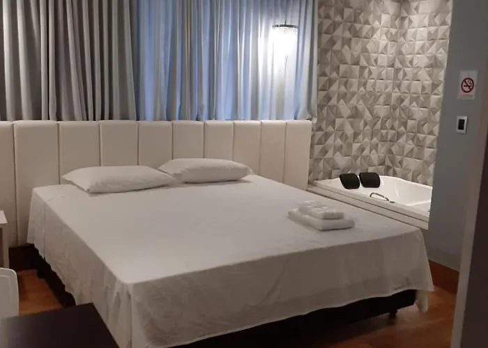 Pontual Hotel