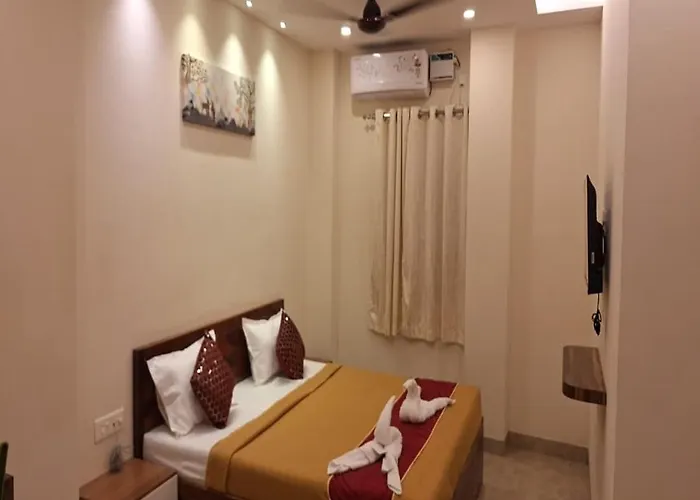 Aashirvaad Bed And Breakfast Homestay