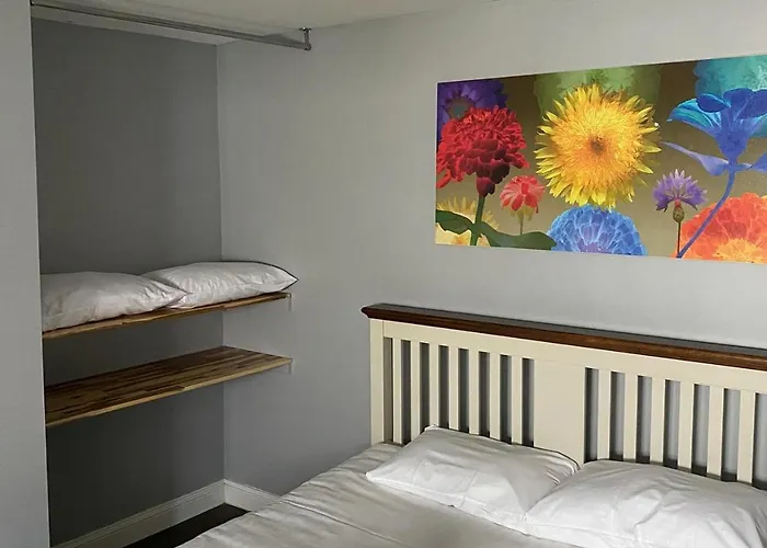 Halstead Rooms