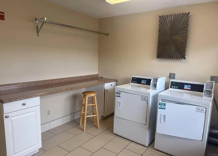 Mainstay Suites Grand Rapids Southeast - Kentwood