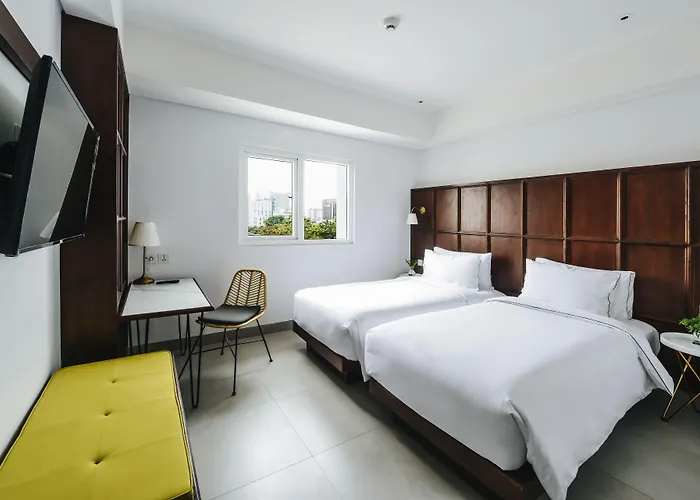 Kampi Hotel Tunjungan - Surabaya