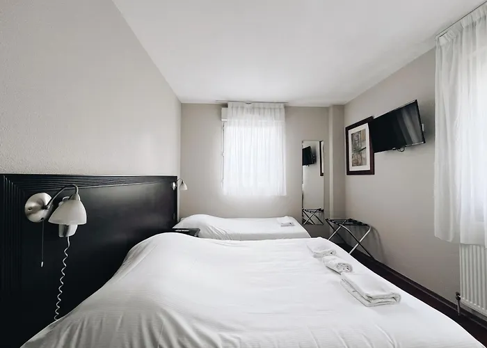 Logis Hôtel Nova RENOVE - Villefranche sur Saône