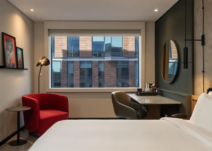 Radisson Red Hotel V&A Waterfront Cape Town