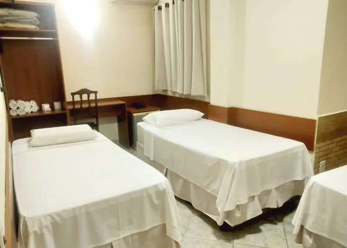 Lelis Hotel