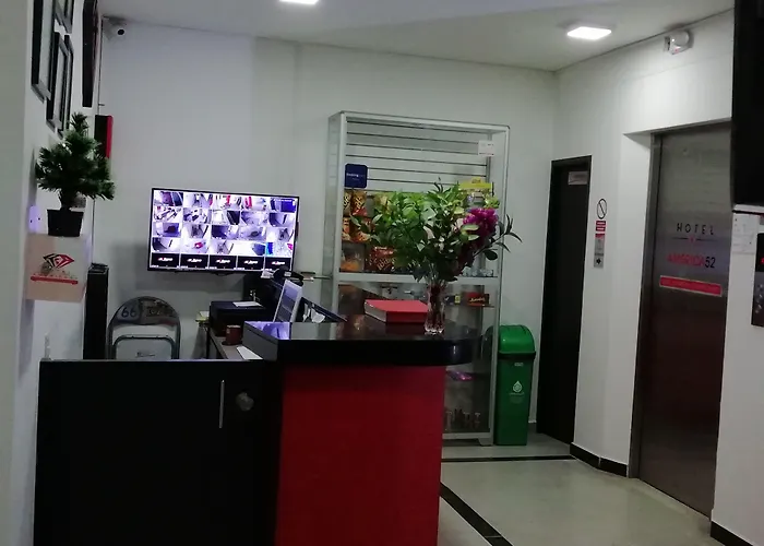 Hotel America 52