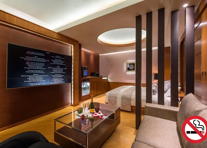 Hotel Dior7 (Adults Only)
