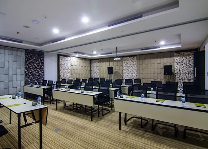 Jambuluwuk Thamrin Hotel