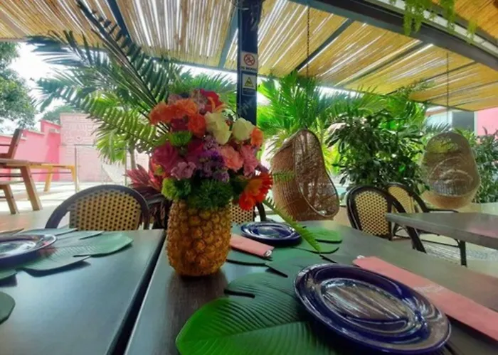 Viajero Cali Hostel & Salsa School